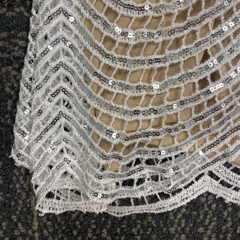NWT Lulu’s Lele White and Silver Sequin Mini Dress Size Small - Picture 9 of 14